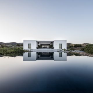 H_orizon: Μια ονειρεμένη κατοικία στην Αντίπαρο που μοιάζει με συνέχεια της θάλασσας