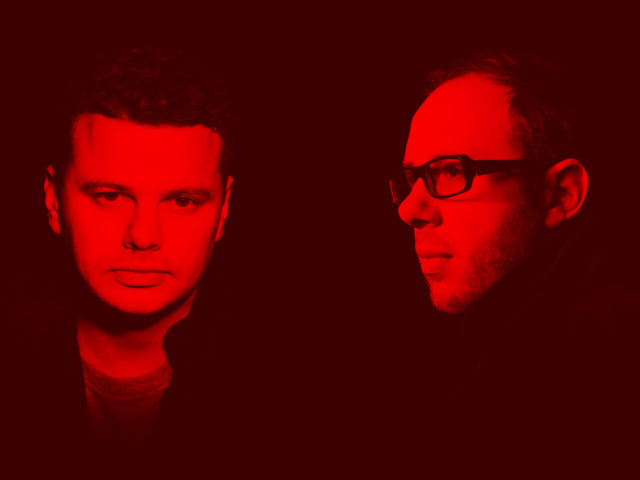 the Chemical Brothers: «Θα το κάνουμε με τον τρόπο μας, μέχρι να βρεθεί κάποιος να μας σταματήσει…»