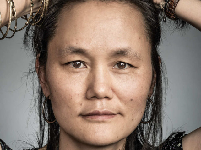 Η Σουν-Γι Πρεβίν υπερασπίζεται τον Γούντι Άλεν και κατηγορεί τη Μία Φάροου για κακοποίηση