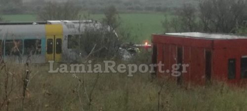 Σύγκρουση τρένου με αυτοκίνητο στην παλιά εθνική οδό Λαμίας-Αθηνών