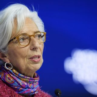 Πόλεμος στην Ουκρανία-Λαγκάρντ: Θα κάνουμε ο,τι χρειαστεί για τη ρευστότητα και τη σταθερότητα των τιμών