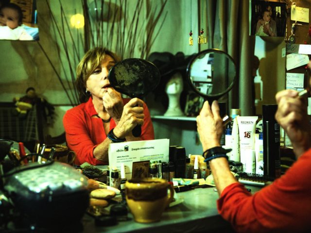 Μπέτυ Αρβανίτη: «Ούτε νοσταλγώ, ούτε ζω με αναμνήσεις. Δεν έχω καιρό»