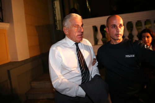 Βολές Παπαντωνίου κατά των ανακριτών Διαφθοράς