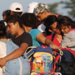 Μεξικό: Οι αρχές βρήκαν 129 μετανάστες στοιβαγμένους σε φορτηγό εν μέσω καύσωνα