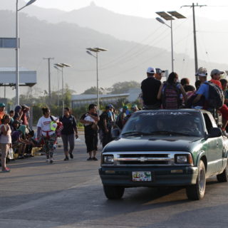 ΗΠΑ: Σε εξέλιξη οι διαπραγματεύσεις για τη διαχείριση του καραβανιού μεταναστών από την Κεντρική Αμερική