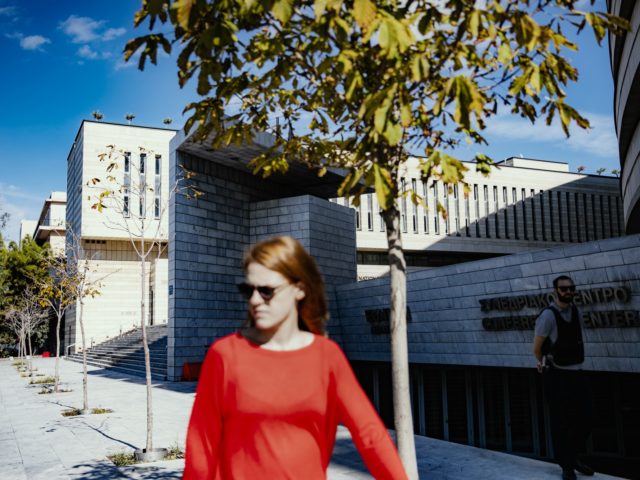 Ένα Τέταρτο Της Ώρας Με τη Σοφία Κόκκαλη