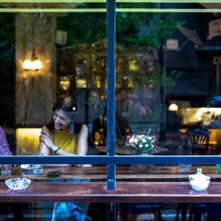 Buñuel Uptempo Bistro: Το νέο μπαρ του κέντρου είναι αφιερωμένο στην κρυφή γοητεία της μπουρζουαζίας