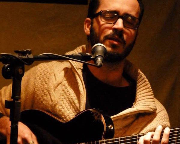 Αργεντινή: Καθηγητής μουσικής απολύθηκε από Καθολικό Λύκειο γιατί χρησιμοποιούσε λέξεις που εξαλείφουν την διάκριση των φύλων