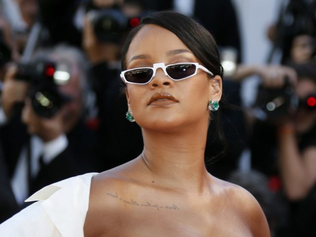 Και η Ριάνα επικρίνει τον Τραμπ για χρήση τραγουδιού της σε κομματική του συγκέντρωση χωρίς την άδειά της