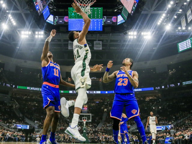 Το δεύτερο triple-double της σεζόν έκανε ο Γιάννης Αντετοκούνμπο!