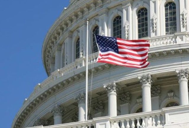 ΗΠΑ: Γερουσιαστές κατέθεσαν νομοσχέδιο για αναστολή πωλήσεων όπλων στη Σαουδική Αραβία