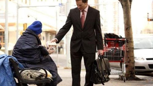 Δέκα χρόνια νωρίτερα από τους πλούσιους πεθαίνουν οι φτωχοί άνθρωποι