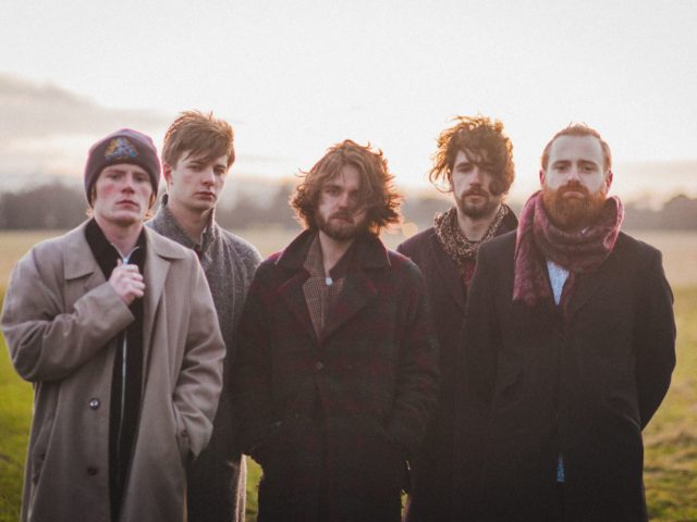 Fontaines D.C.: Οι Δουβλινέζοι Ξανάρχονται Έναν Αιώνα Μετά τον Τζειμς Τζόις