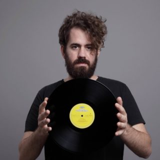 Η Μουσική της Ζωής του Theodore