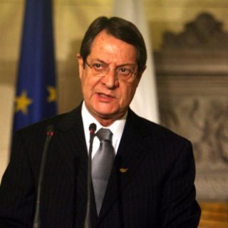 Κύπρος: Δημοσκόπηση για «χαλαρή ομοσπονδία» και «λύση δύο κρατών»