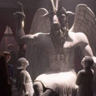 Μήνυση από την Εκκλησία του Σατανά σε Netflix και Warner Bros λόγω της σειράς «Sabrina»