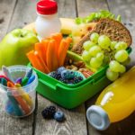 Σε ισχύ το πρόγραμμα διανομής φρούτων, λαχανικών και γάλακτος στα σχολεία