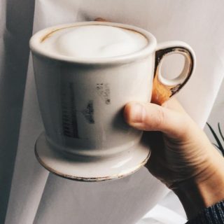 Το πιο εύκολο φυτικό γάλα που μπορείς να φτιάξεις μόνος σου