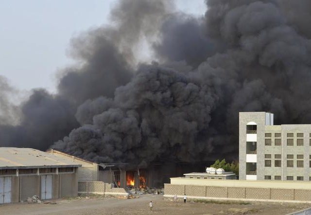 Υεμένη: Συνεχίζονται οι εχθροπραξίες στο λιμάνι Χοντάιντα παρά την εκεχειρία