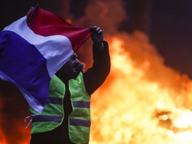 Ένας ακόμη Δεκέμβρης, ή μήπως κάτι παραπάνω;