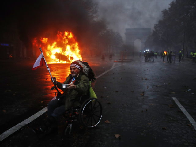Παρίσι, Δεκέμβρης του ’18 [Εικόνες]