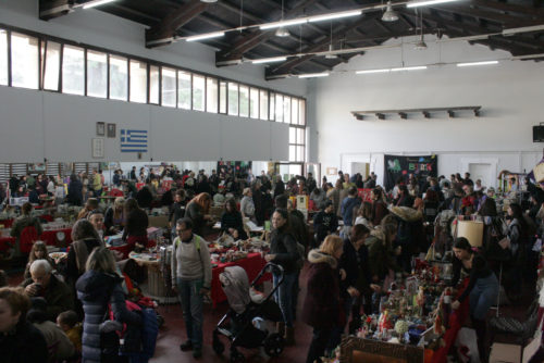 Χαρούμενα παιδιά – Χαρούμενα νιάτα στο 8ο εθελοντικό παζάρι αλληλεγγύης