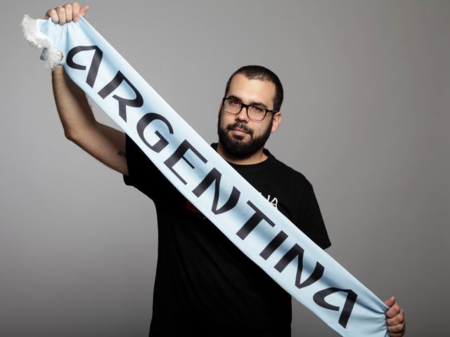 Θάνο Σαρρή, άντε και γίνεσαι Υπερυπουργός Ελληνικού Ποδοσφαίρου. Τι θα κάνεις;