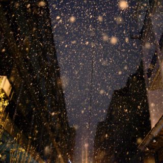 Η Βίκυ Κυριακουλάκου ξεκινά το 2019 με μια δήλωση προς το σύμπαν με χιούμορ και τρυφερότητα