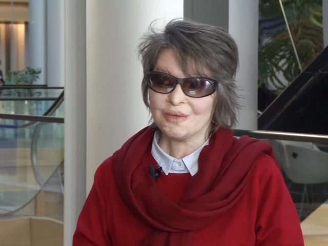 Δέκα Χρόνια Μετά, Η Κωνσταντίνα Κούνεβα Μιλά στην Popaganda