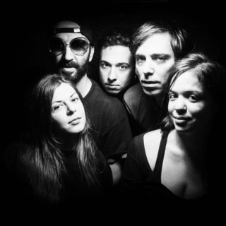 Για εναλλακτικό ελληνόφωνο ροκ πατήστε play στους Σούπερ Στέρεο