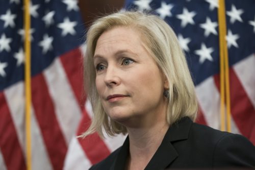 Η Κίρστεν Τζίλιμπραντ, μορφή του κινήματος #MeToo θα διεκδικήσει την προεδρία των ΗΠΑ το 2020