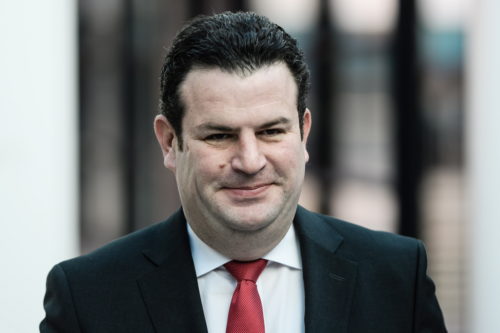 Πρωτοβουλία του Γερμανού υπουργού Εργασίας για ευρωπαϊκό κατώτατο μισθό