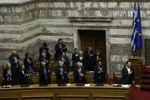 Πήρε ψήφο εμπιστοσύνης η κυβέρνηση