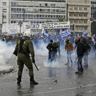 Ο διεθνής Τύπος για το συλλαλητήριο και τα επεισόδια στην Αθήνα