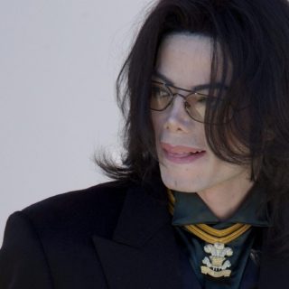 «Εμπάργκο» του BBC στα τραγούδια του Μάικλ Τζάκσον λόγω του ντοκιμαντέρ «Leaving Neverland»