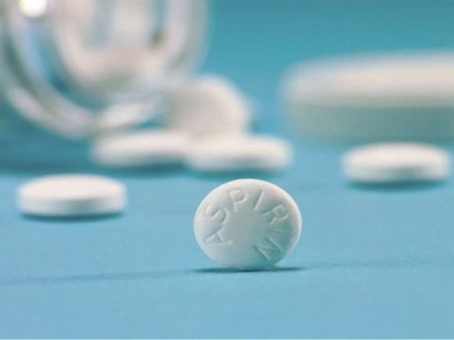 «Δίκοπο μαχαίρι» η καθημερινή λήψη της ασπιρίνης