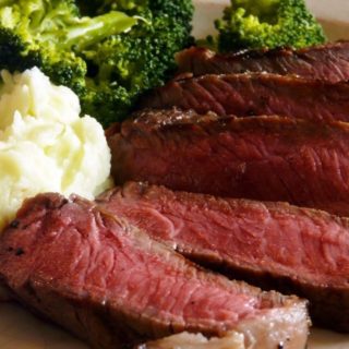 Impossible Steak: Αυτή την φυτική μπριζόλα θα τη δοκίμαζες;