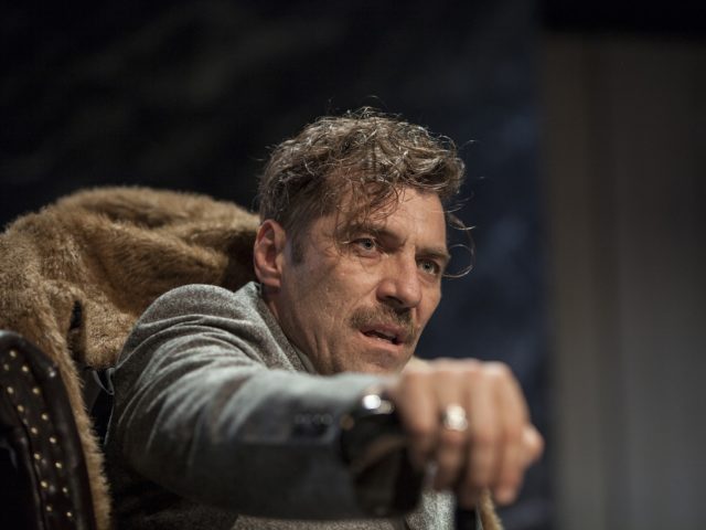 Γιούγκερμαν, κομμάτια κι αποσπάσματα