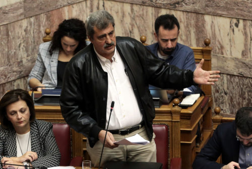 Αποζημίωση 270.000 ευρώ διεκδικεί η ΠΟΕΔΗΝ από τον Πολάκη με αγωγή για προσβλητικούς χαρακτηρισμούς