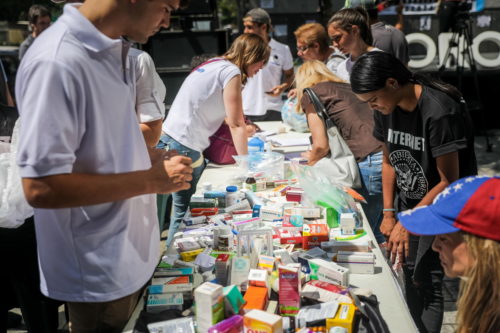 Οι οικονομικές κυρώσεις και αποκλεισμοί κόστισαν 350 δισ. δολάρια στη Βενεζουέλα