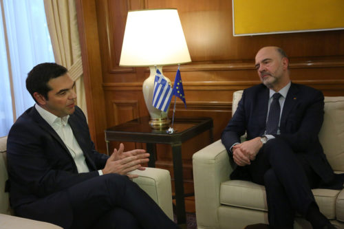 Μοσκοβισί σε Τσίπρα: Εξαιρετική πρόοδος της Ελλάδας στις μεταρρυθμίσεις
