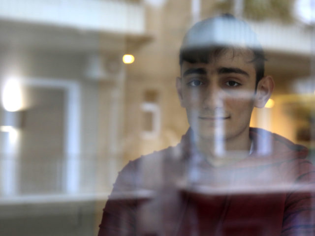 H εκπαίδευση είναι το «κλειδί» για την κοινωνική ενσωμάτωση των προσφύγων