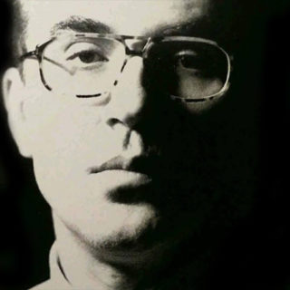 Εκεί που καταλήγει η στάχτη, του Χάρη Μεγαλυνού