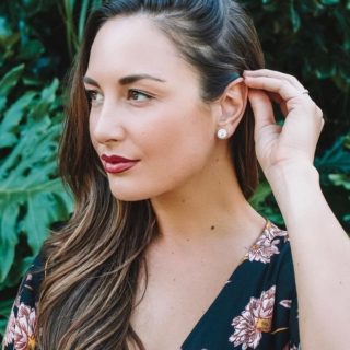 Κάνε το δέρμα σου να λάμψει με αυτό το προϊόν που έχουμε όλοι στην κουζίνα μας