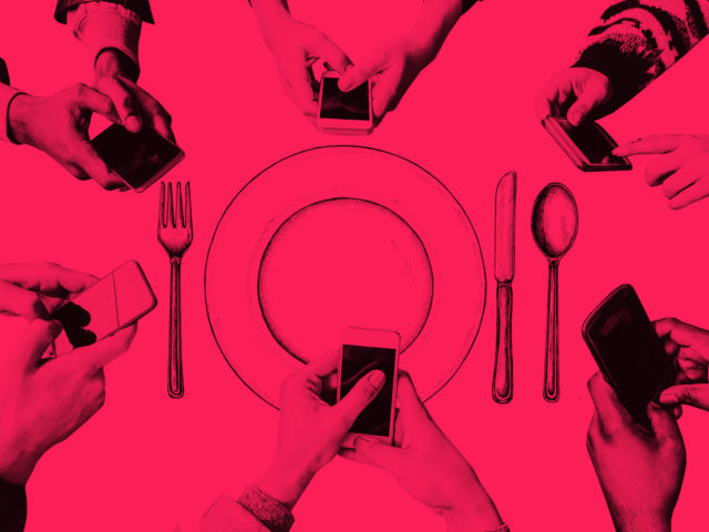 Μήπως το Έχουμε Παρακάνει με το Φαγητό;