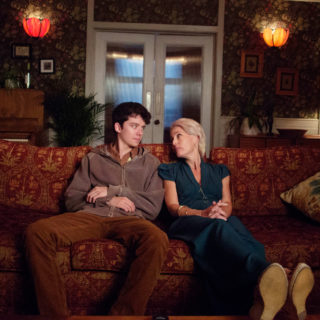 Το Sex Education είναι μια σειρά για τη σοφία των εφήβων