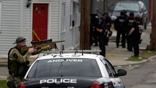 ΗΠΑ: Αστυνομικοί «γάζωσαν» νεαρό Αφροαμερικανό ενώ κοιμόταν στο τιμόνι του αυτοκινήτου του