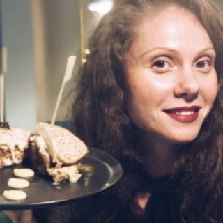 Beyond Burger: Μόλις έφαγα το vegan μπιφτέκι που μοιάζει απίστευτα με κρέας