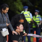 Σοκαρισμένοι από το μακελειό του Κράισττσερτς οι Νεοζηλανδοί κάτοχοι όπλων εμφανίζονται έτοιμοι να τα παραδώσουν