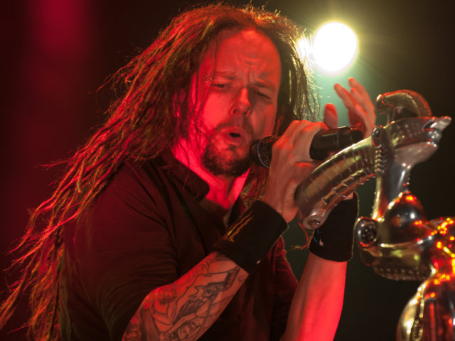 To “A Star Is Born” το ξέρετε. Το “A Star Is Korn” όμως; (BINTEO)